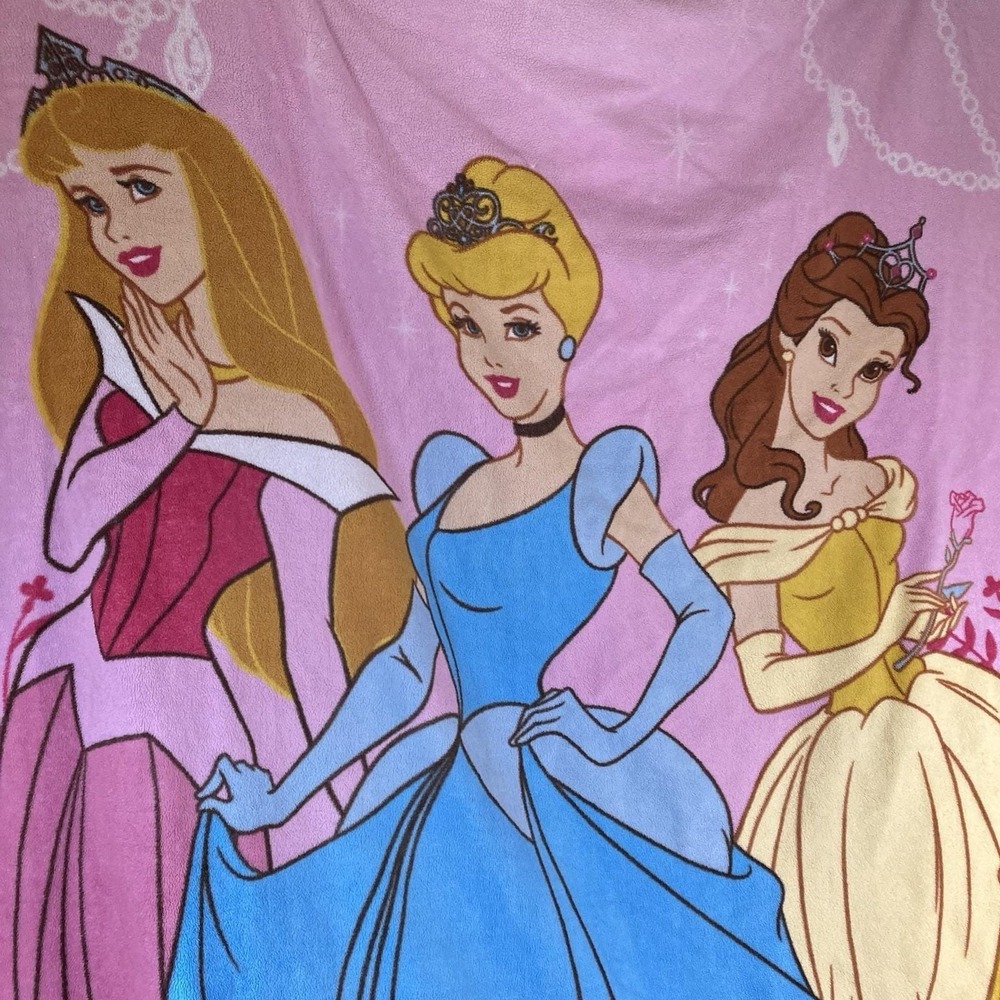 Disney Princess Throw Blanket 64" X 89" / Arora Cinderella Belle / Oversized